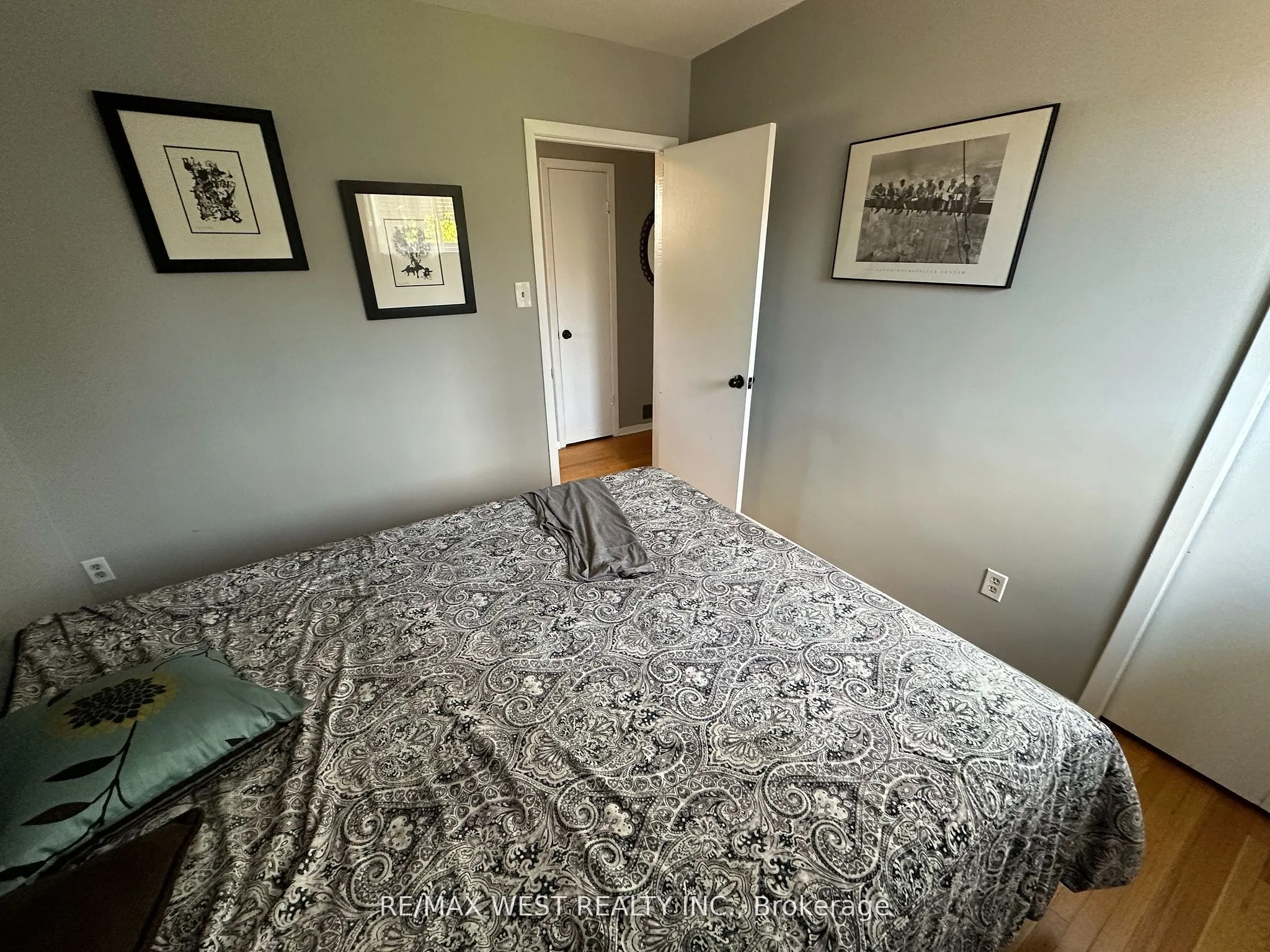 152 Rainbow Drive, #Upper
