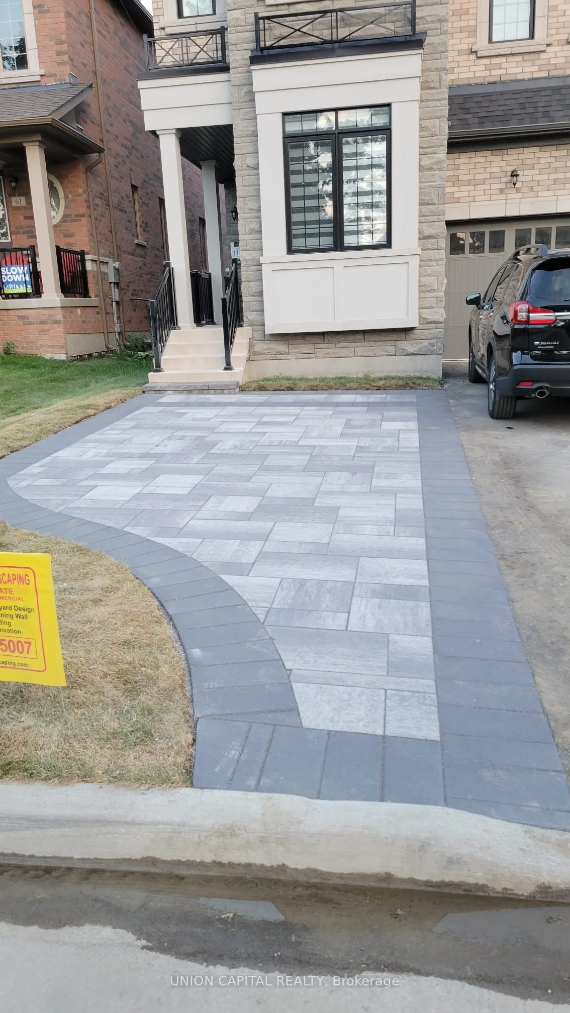 65 Stormont Trail
