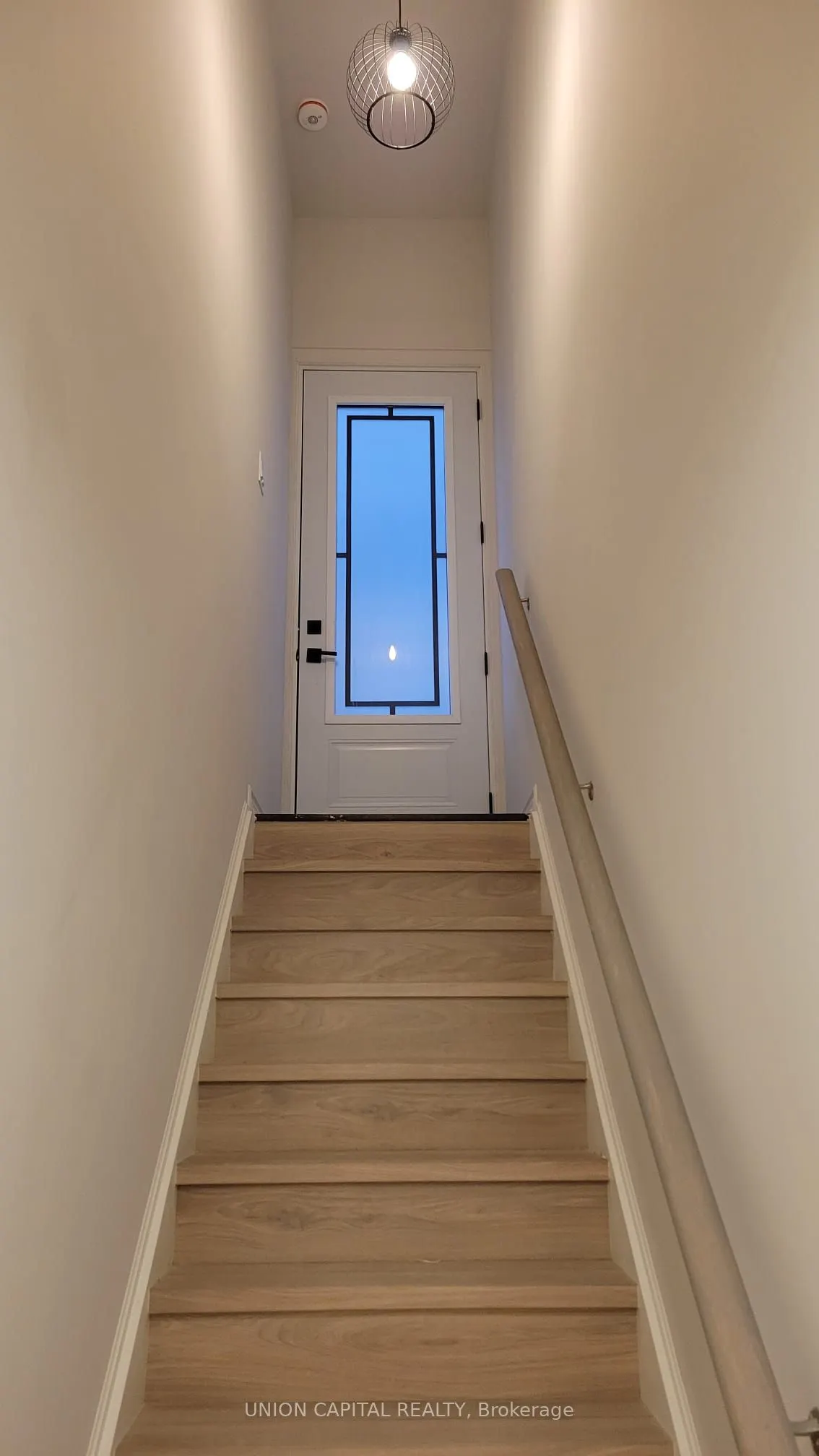 65 Stormont Trail