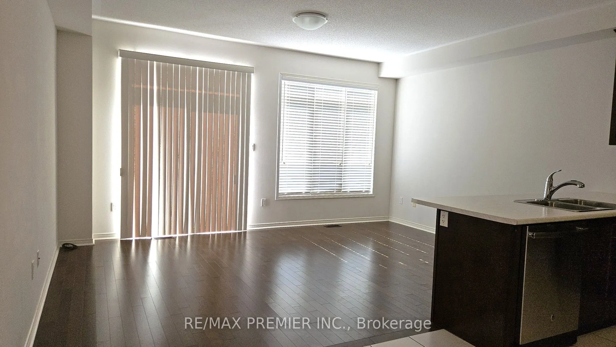 96 Fortis Crescent