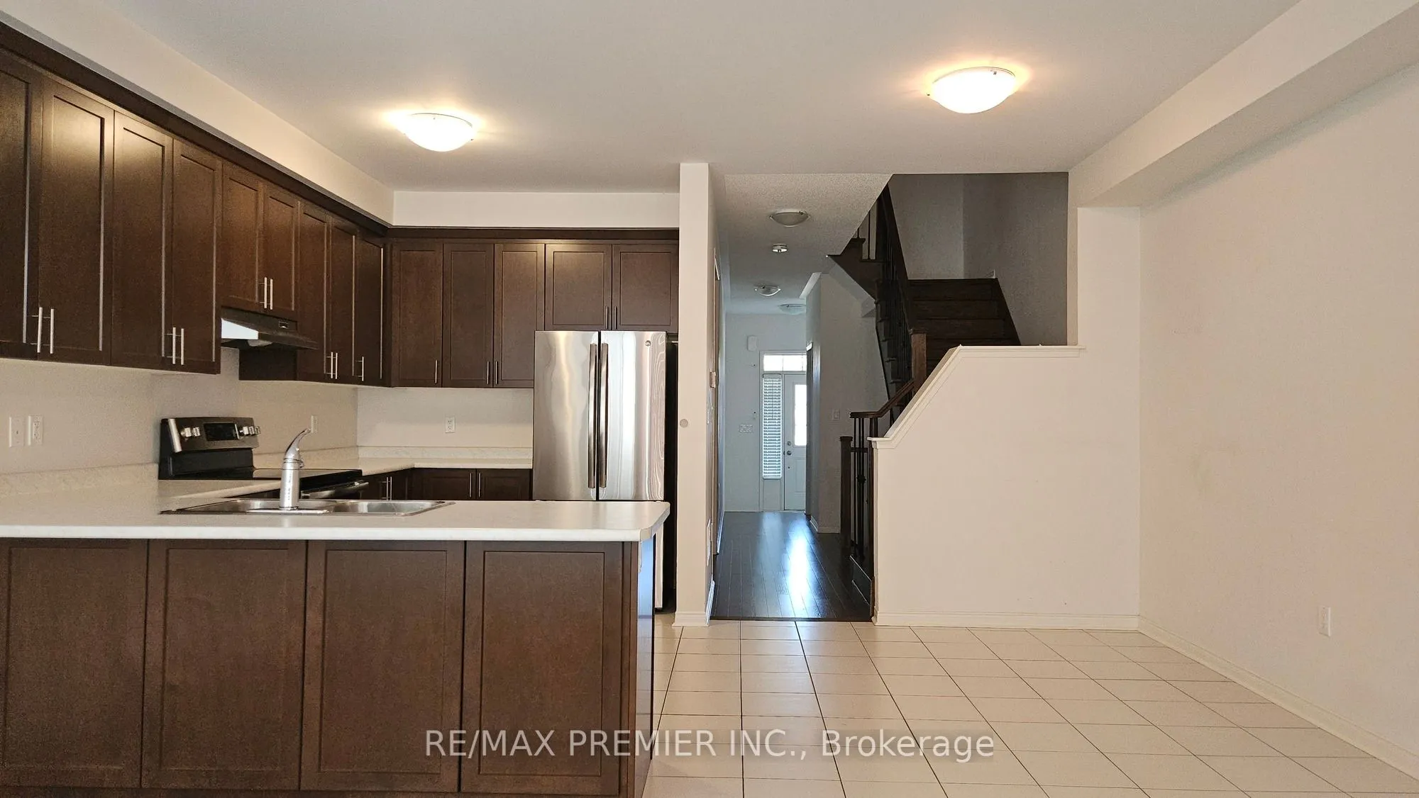 96 Fortis Crescent