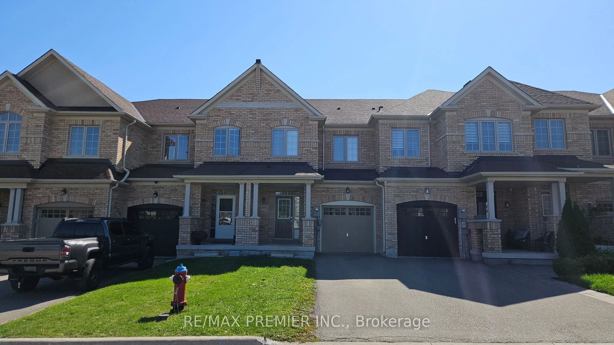 96 Fortis Crescent