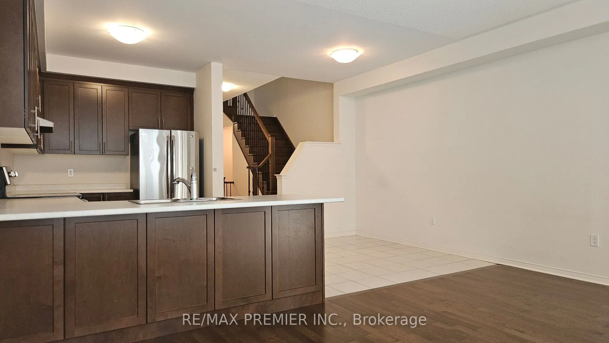 96 Fortis Crescent