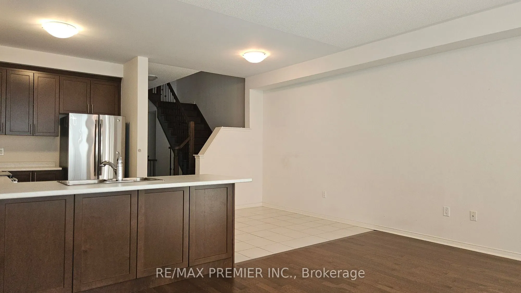 96 Fortis Crescent