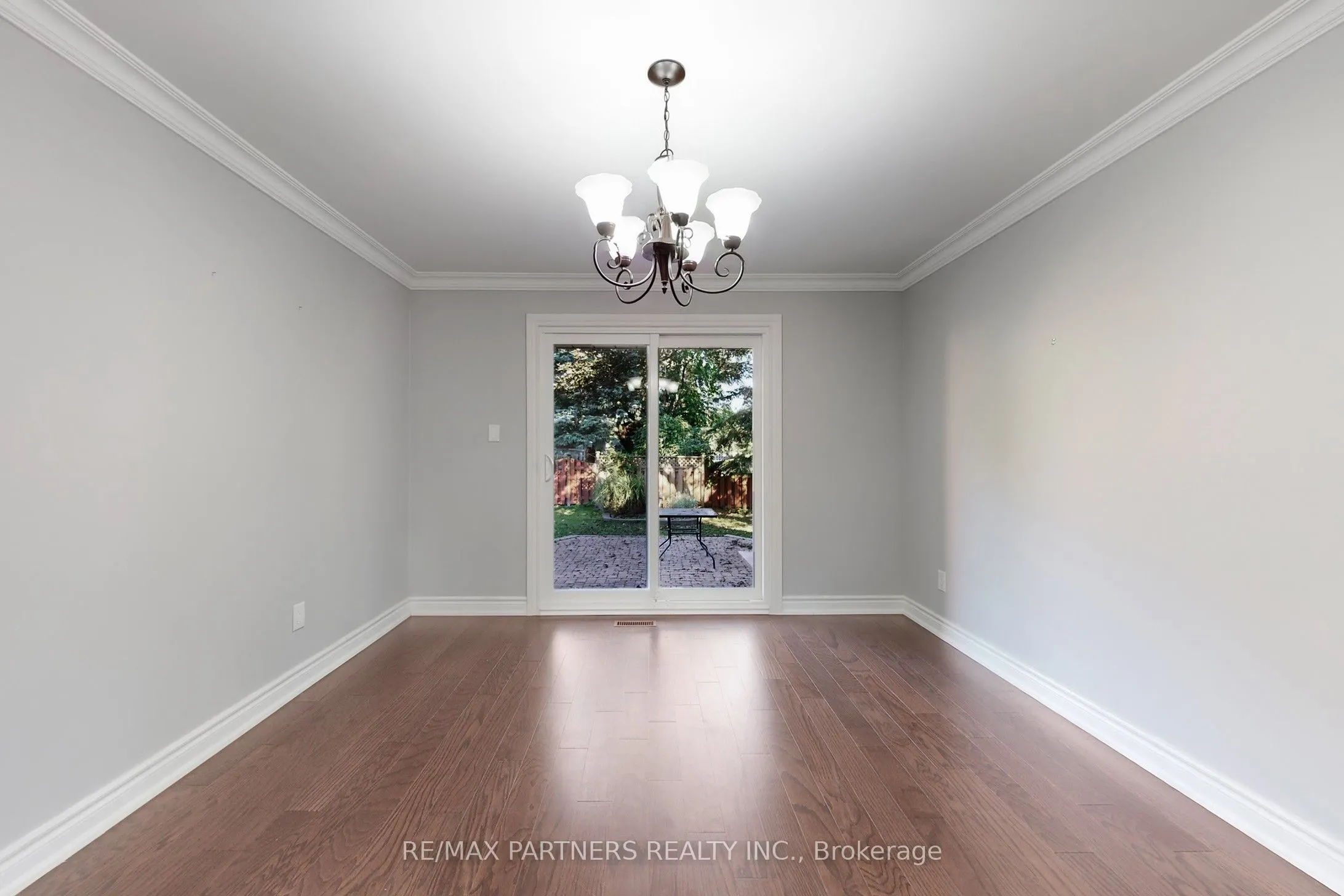 82 Ferndell Circle