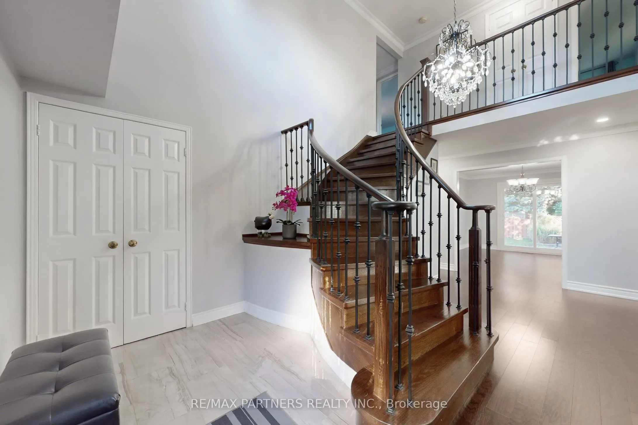 82 Ferndell Circle