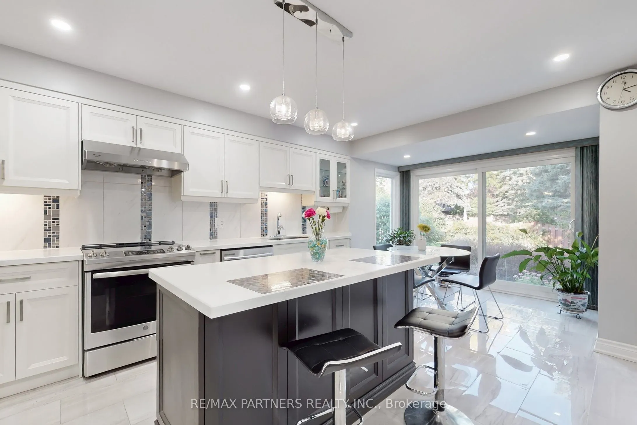 82 Ferndell Circle