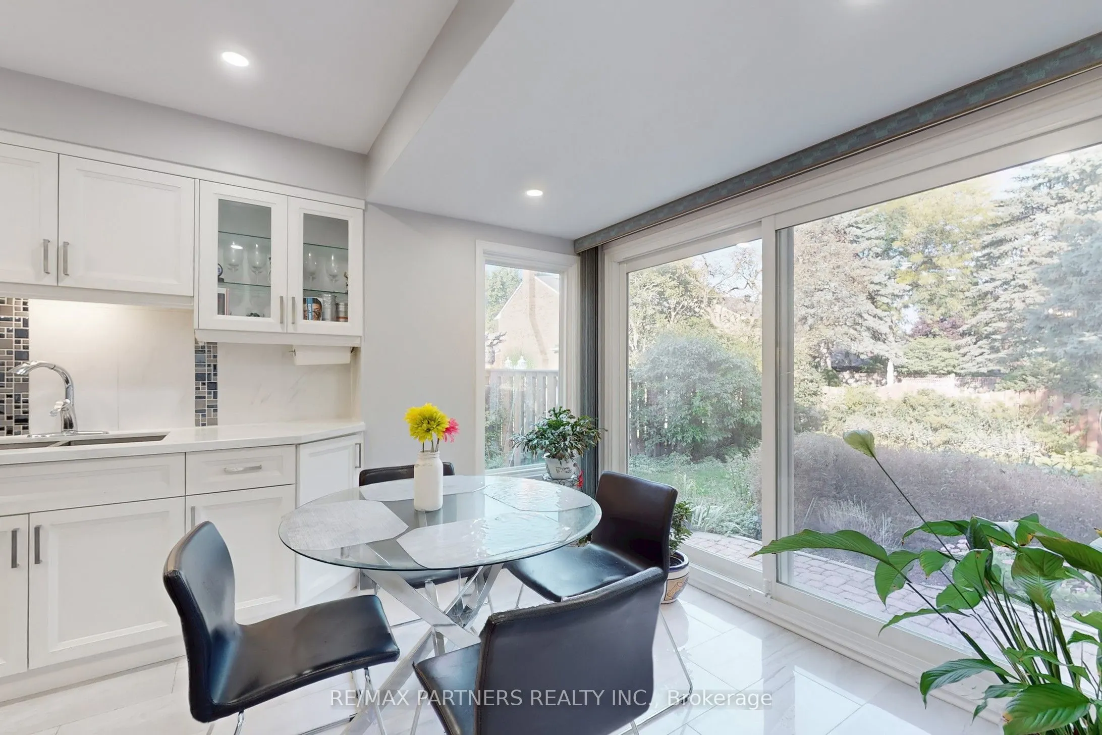 82 Ferndell Circle