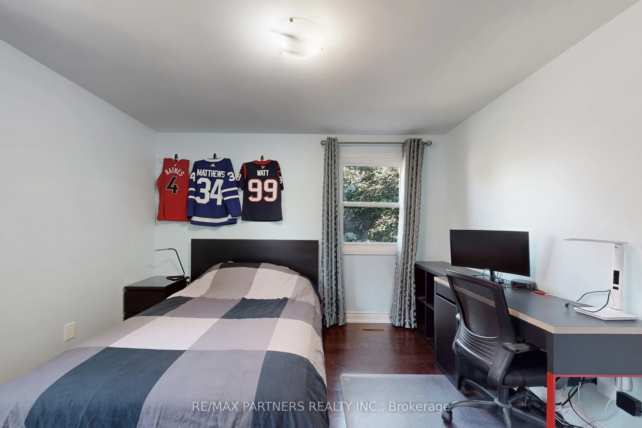 82 Ferndell Circle