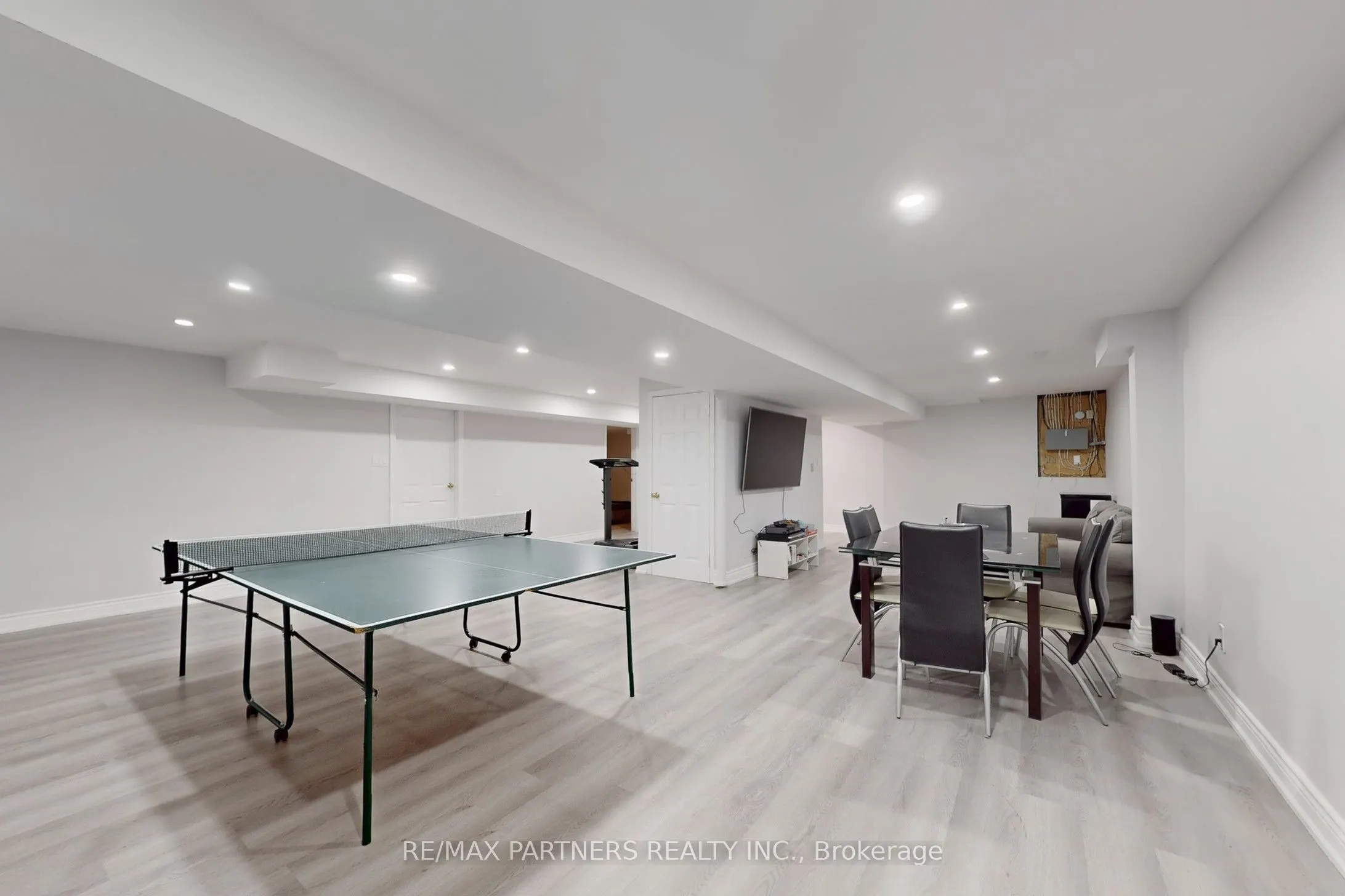 82 Ferndell Circle