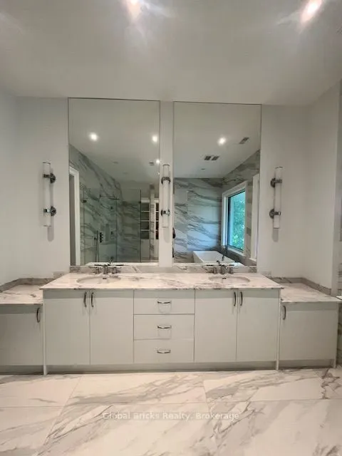 53 elizabeth Drive N