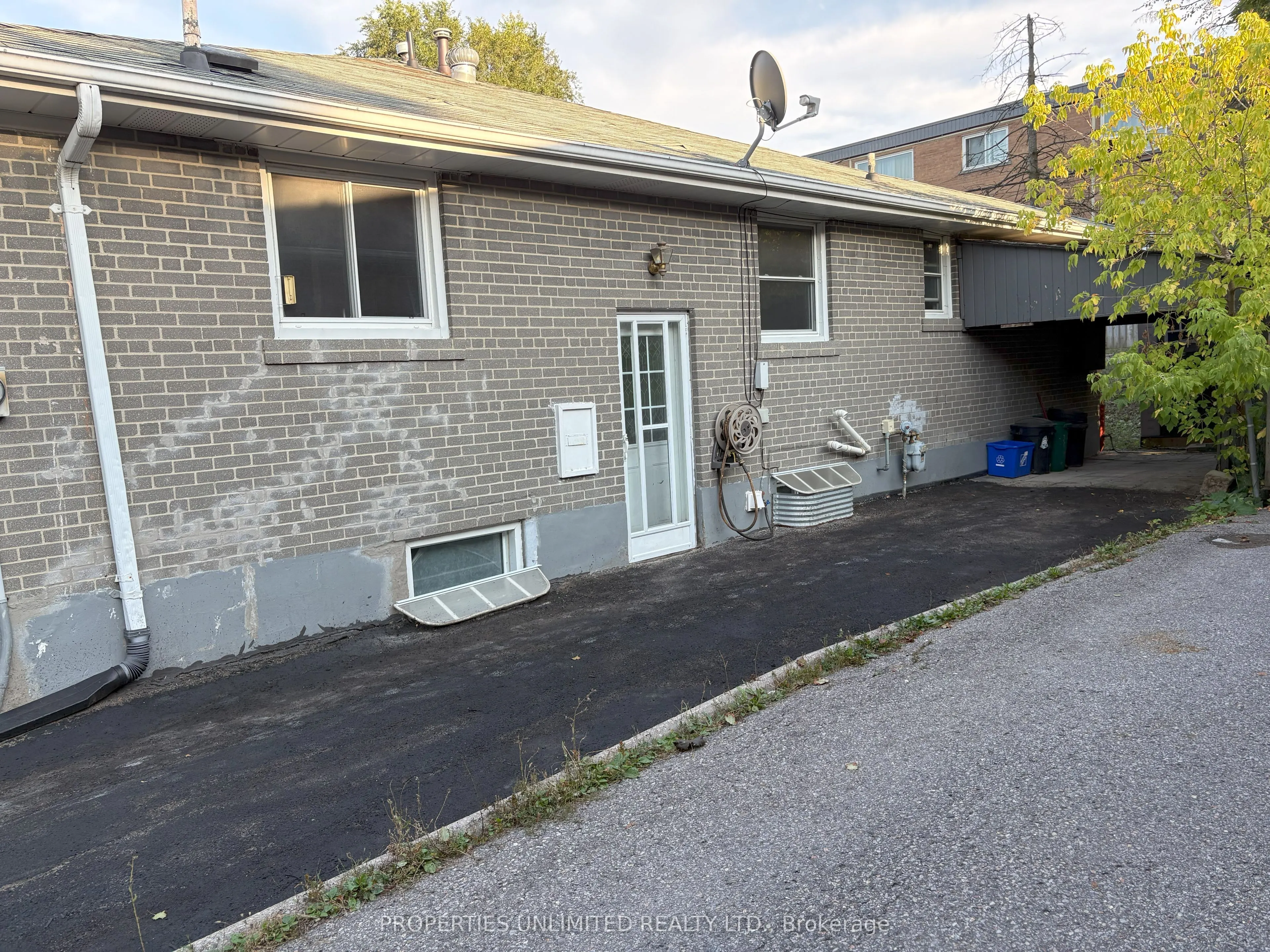 228 Penn Avenue S