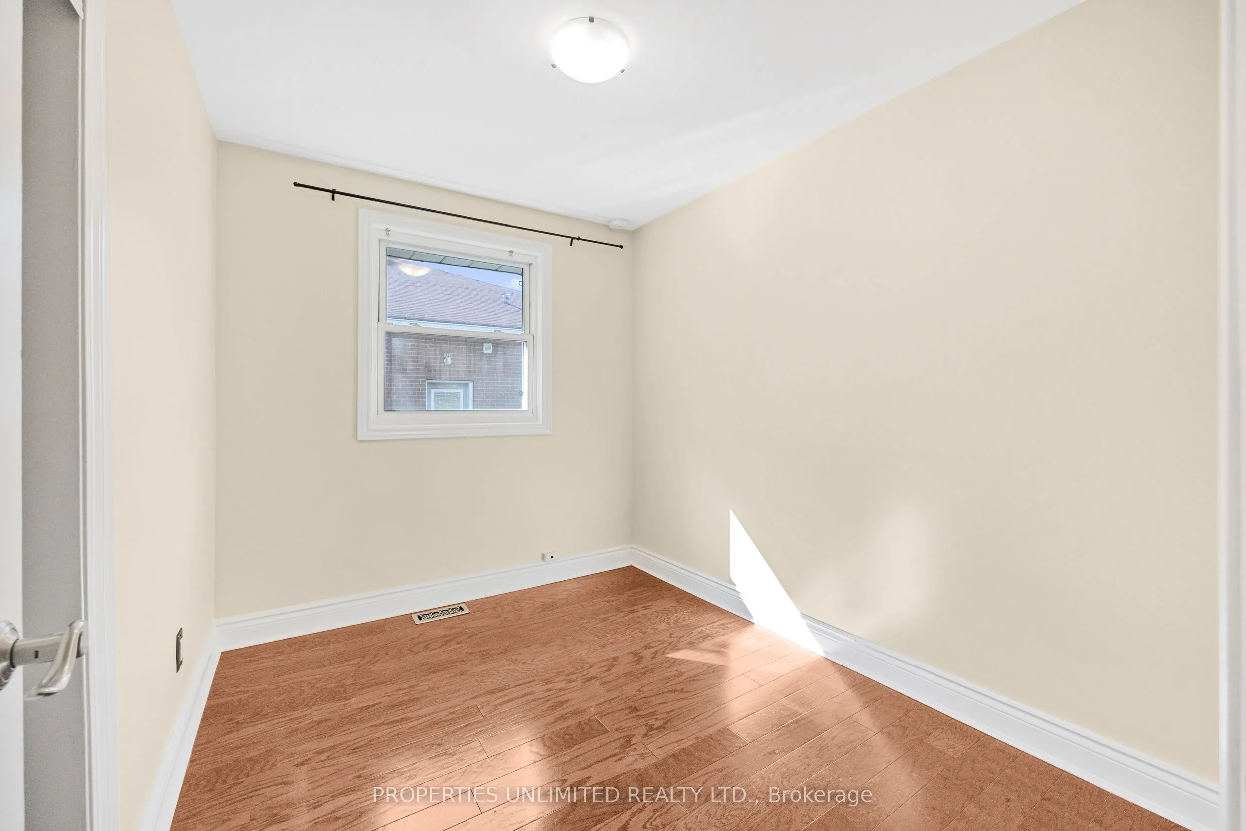 228 Penn Avenue S