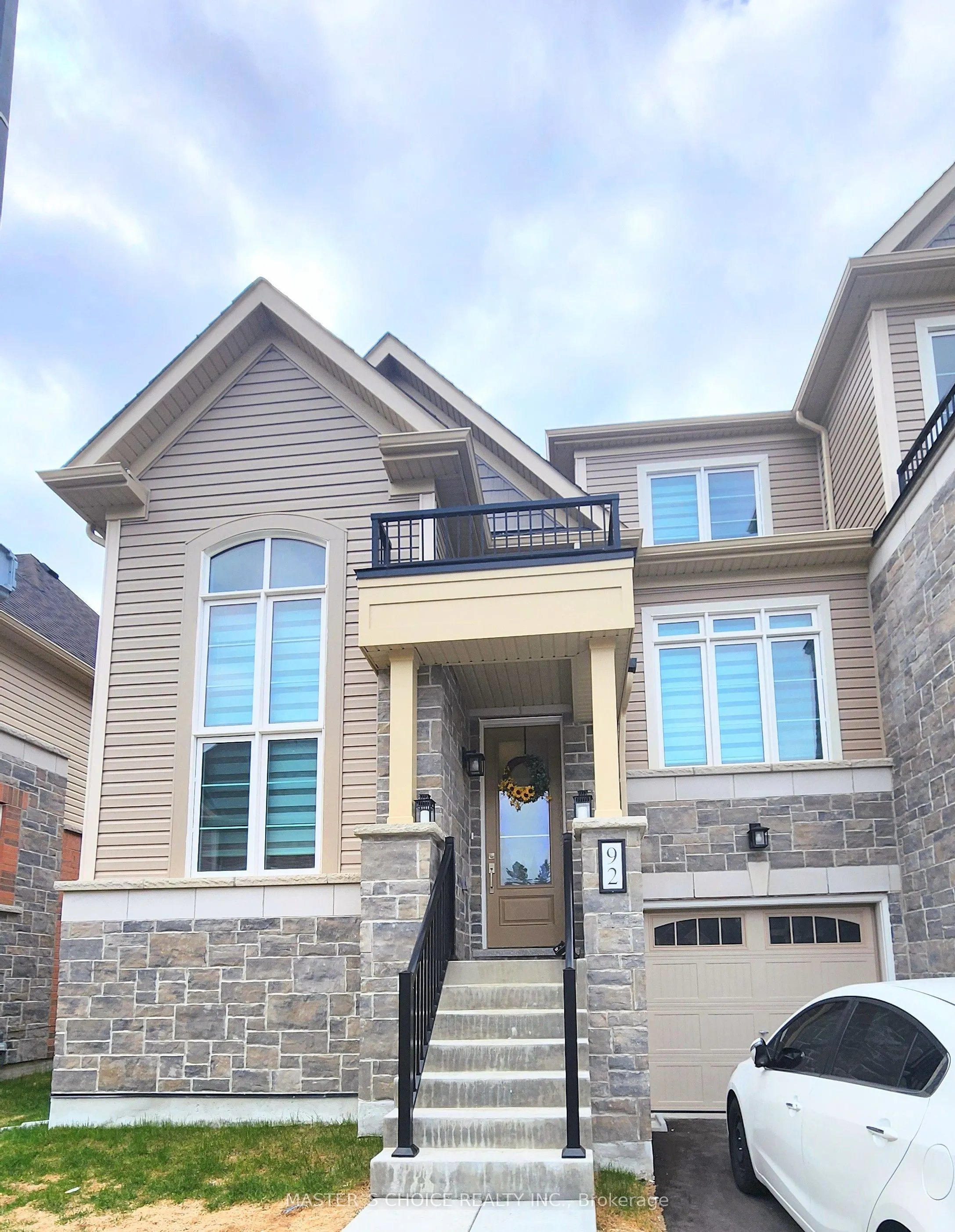 92 Lyall Stokes Circle
