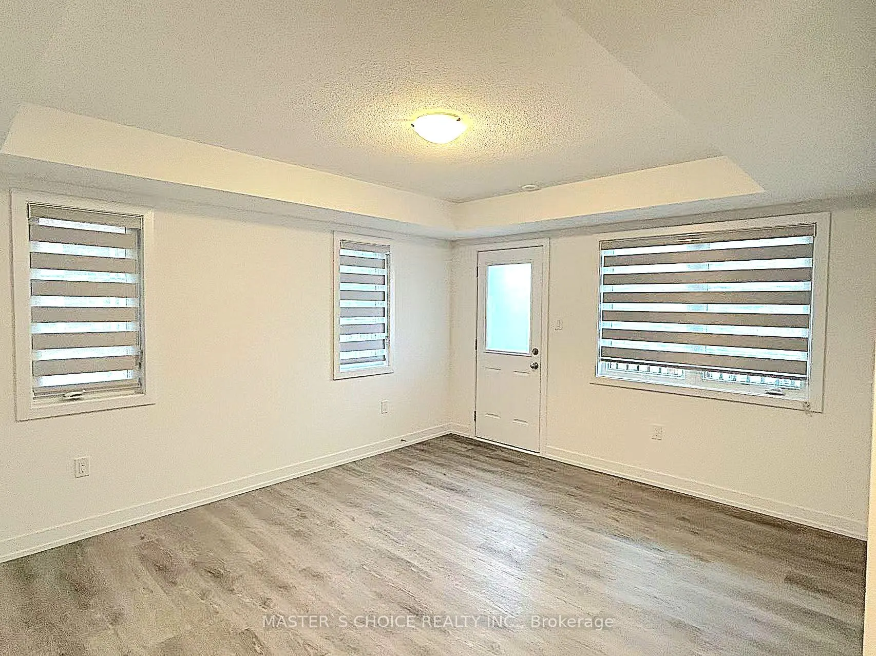 92 Lyall Stokes Circle