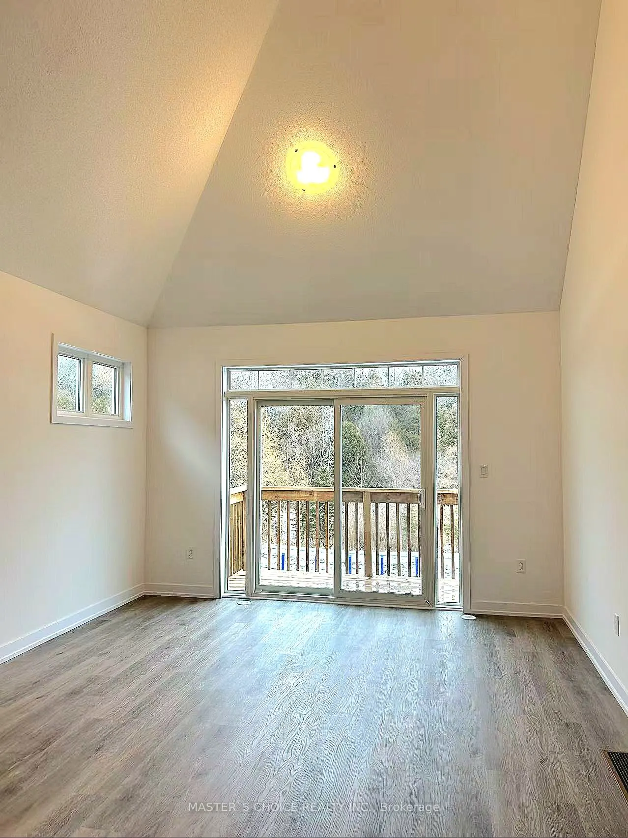 92 Lyall Stokes Circle