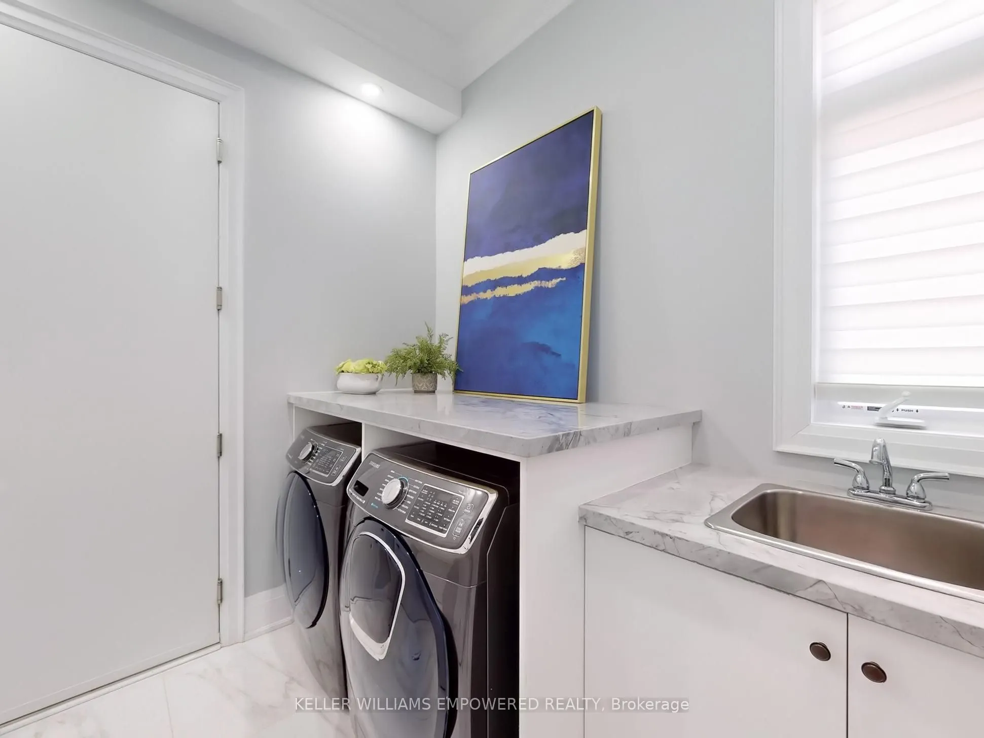266 Touch Gold Crescent, #Main