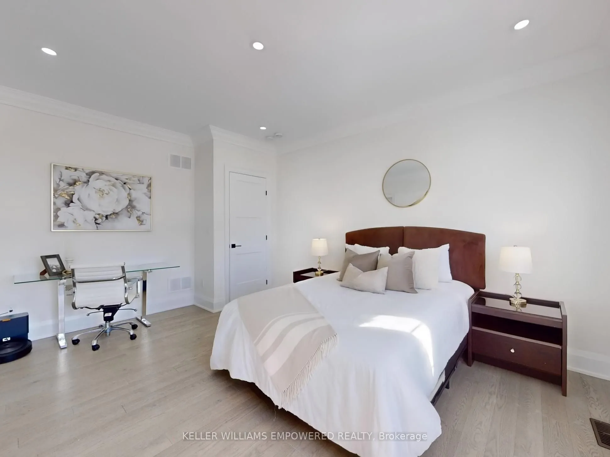 266 Touch Gold Crescent, #Main
