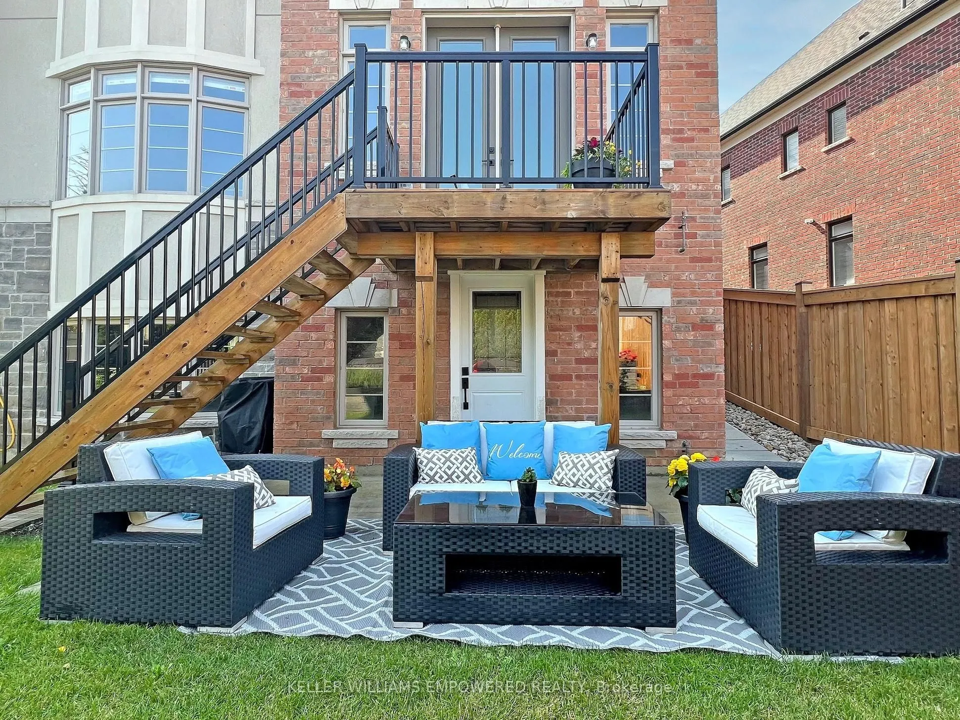 266 Touch Gold Crescent, #Main