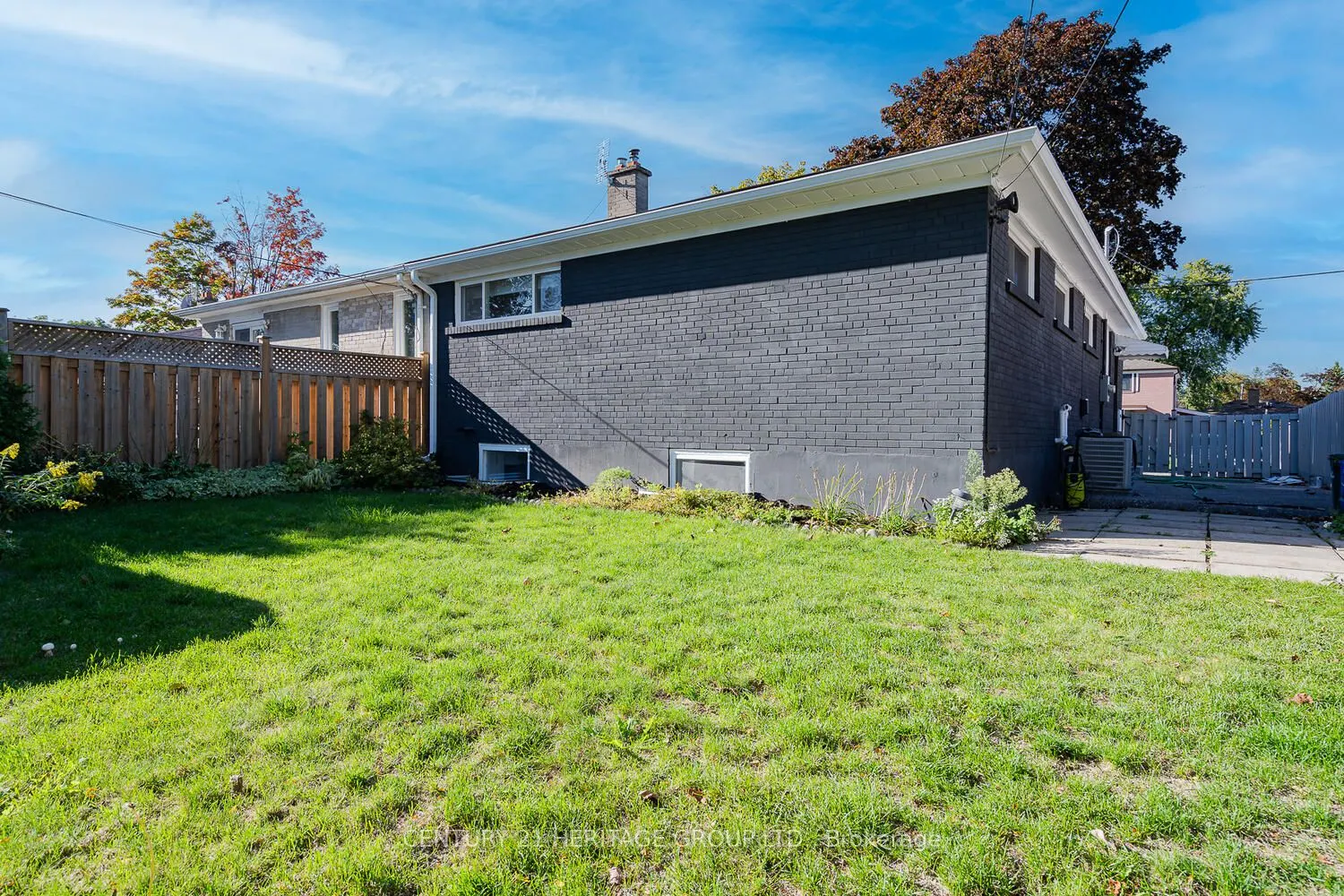 254 Demaine Crescent
