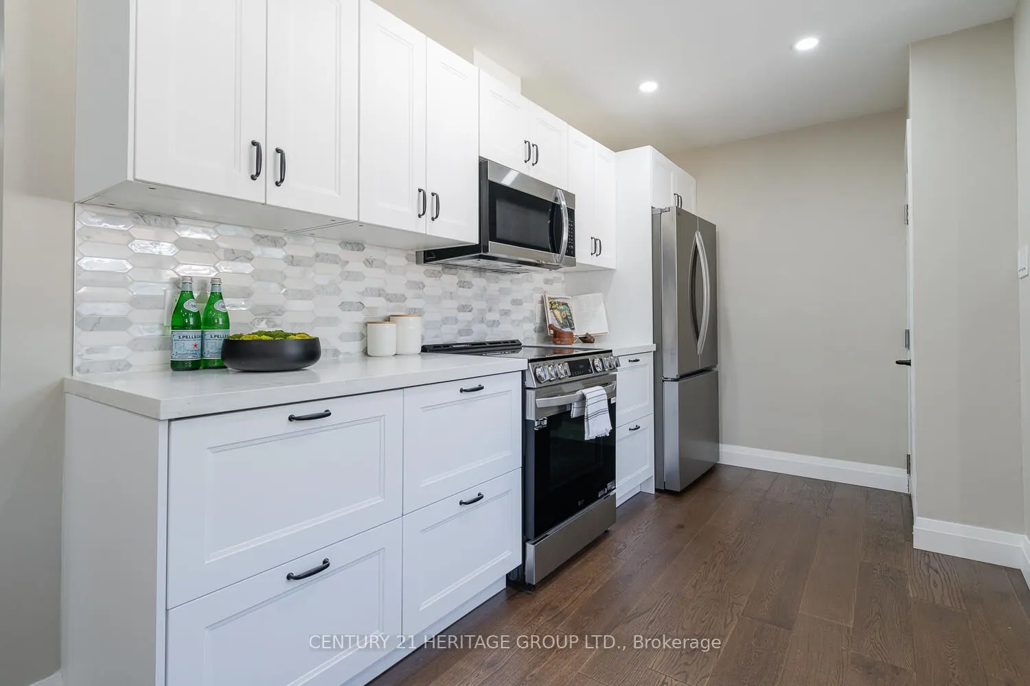 254 Demaine Crescent