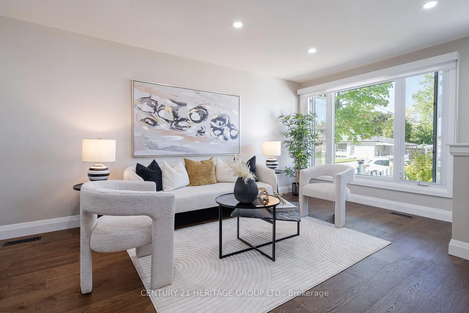 254 Demaine Crescent