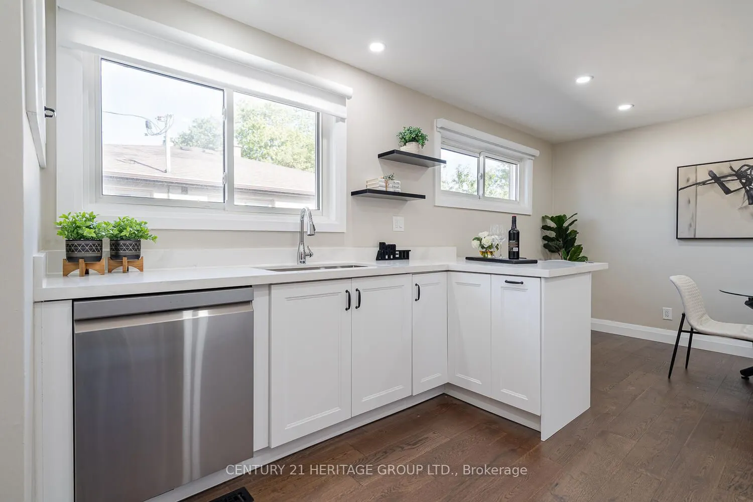 254 Demaine Crescent