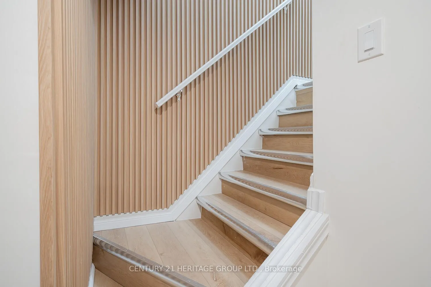 254 Demaine Crescent