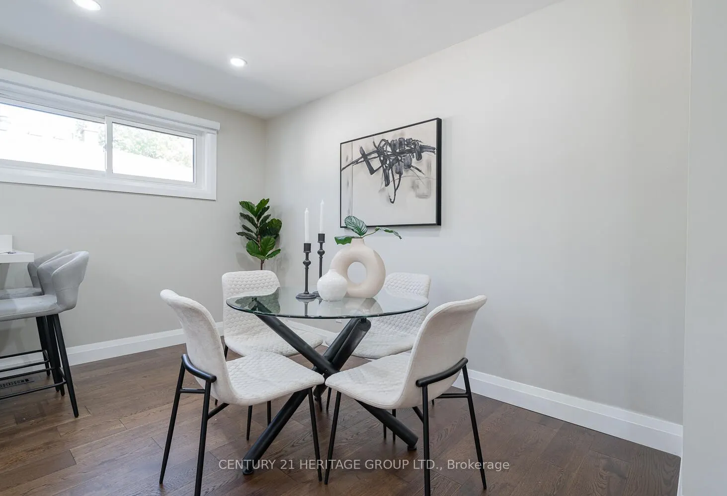 254 Demaine Crescent