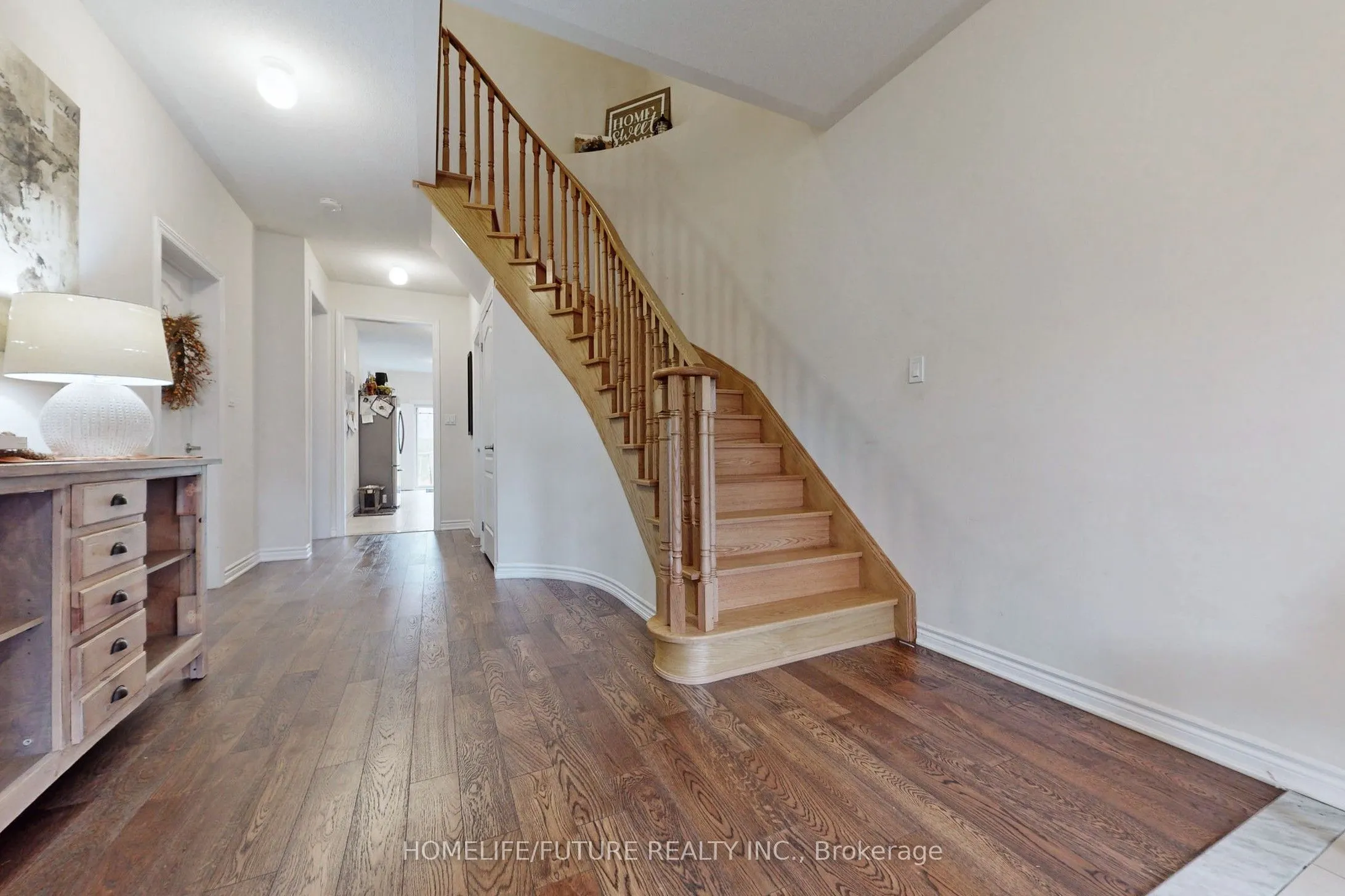 54 Terry Clayton Avenue