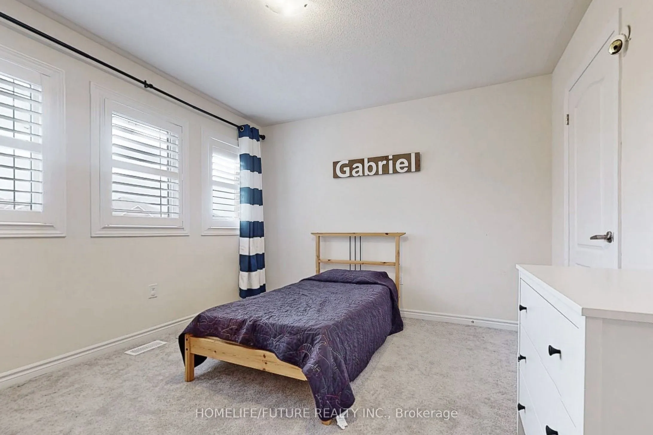 54 Terry Clayton Avenue