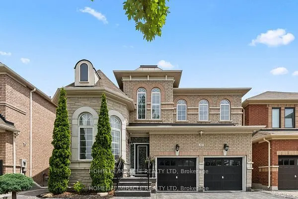 32 Albert Roffey Crescent