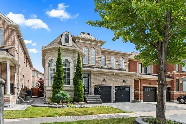 32 Albert Roffey Crescent