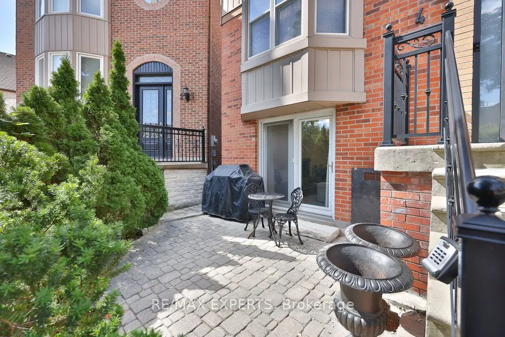 4 Amos Maynard Circle