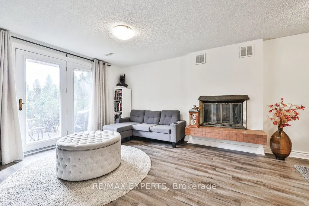 4 Amos Maynard Circle