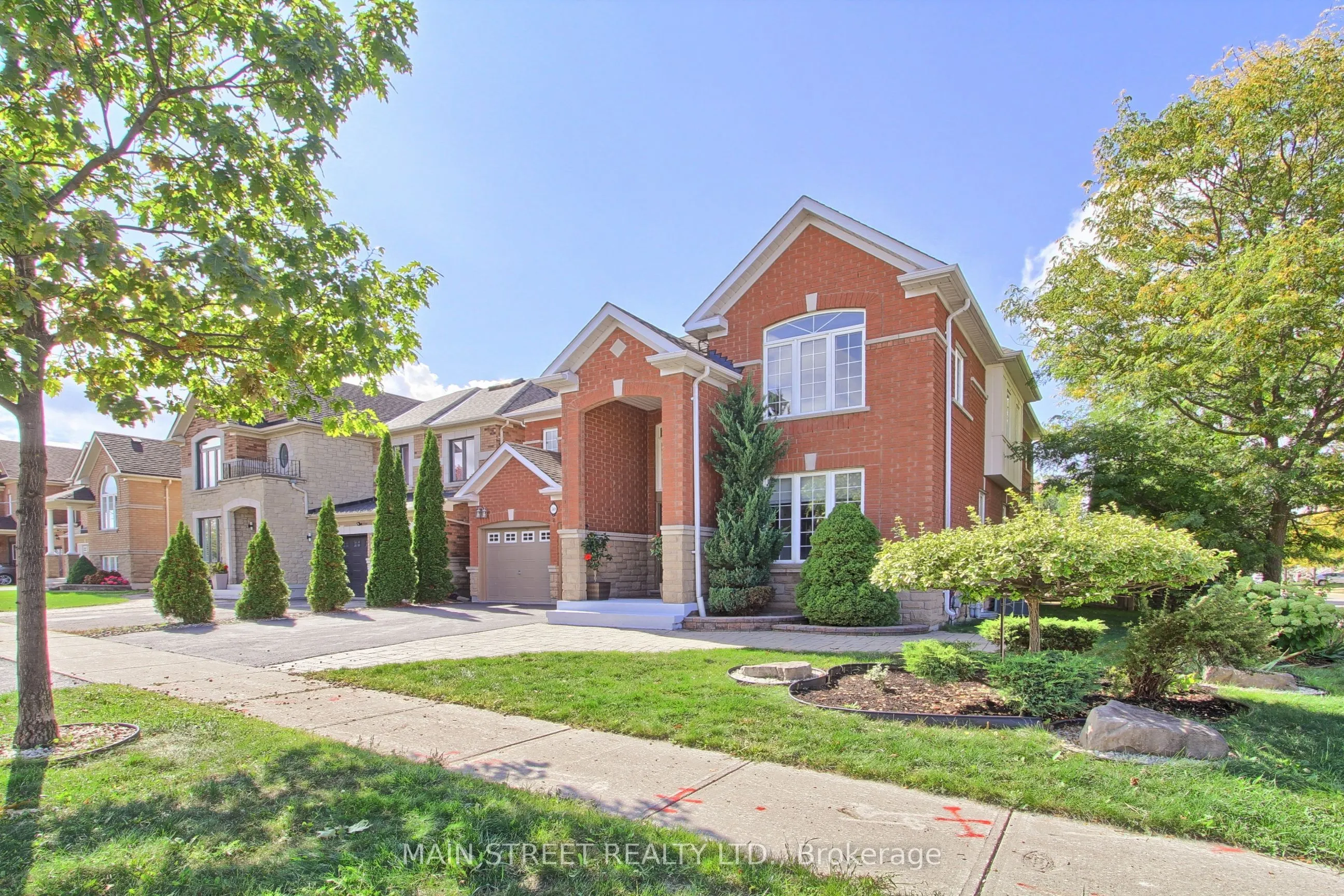 30 Conover Avenue N