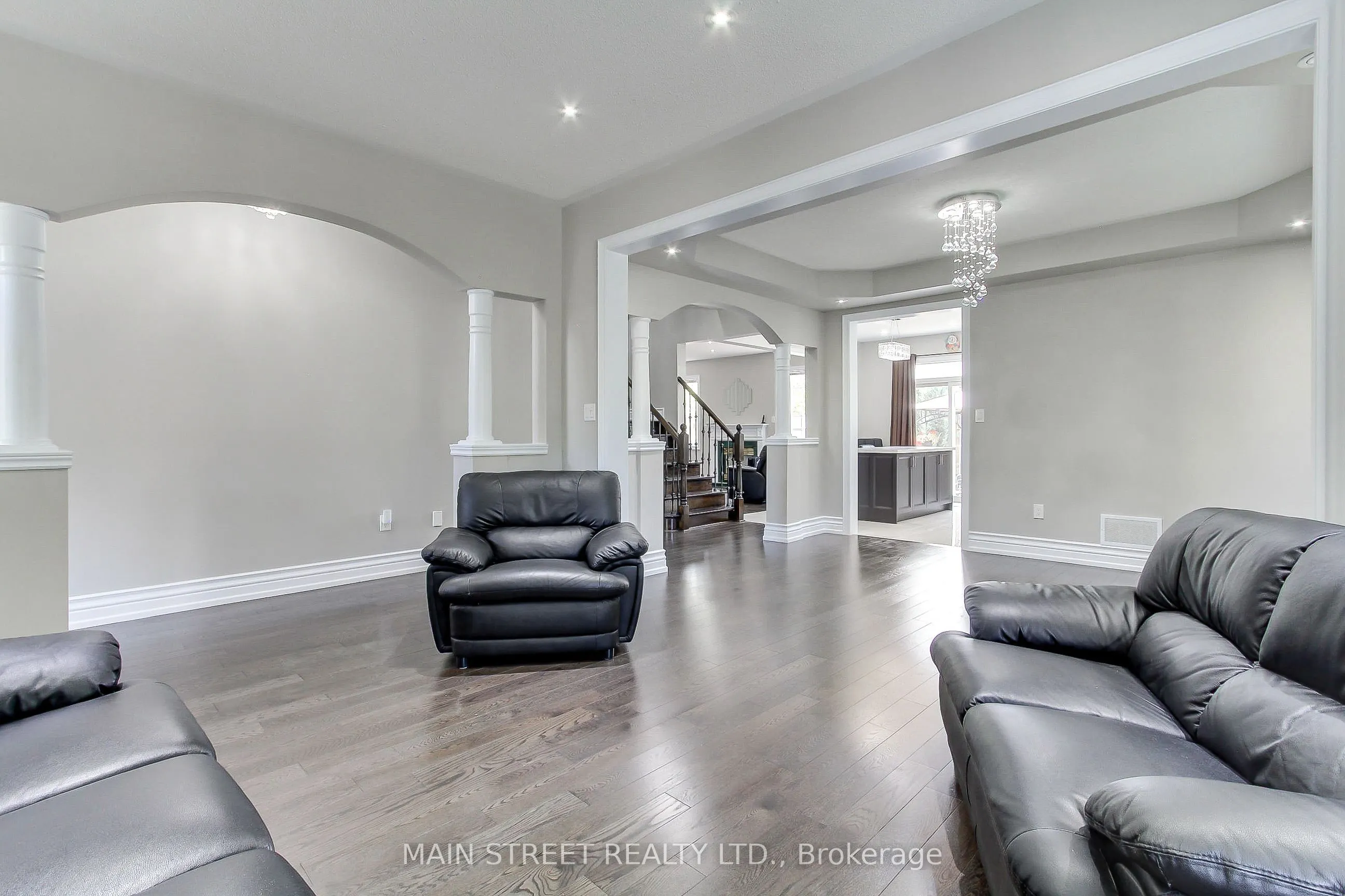30 Conover Avenue N