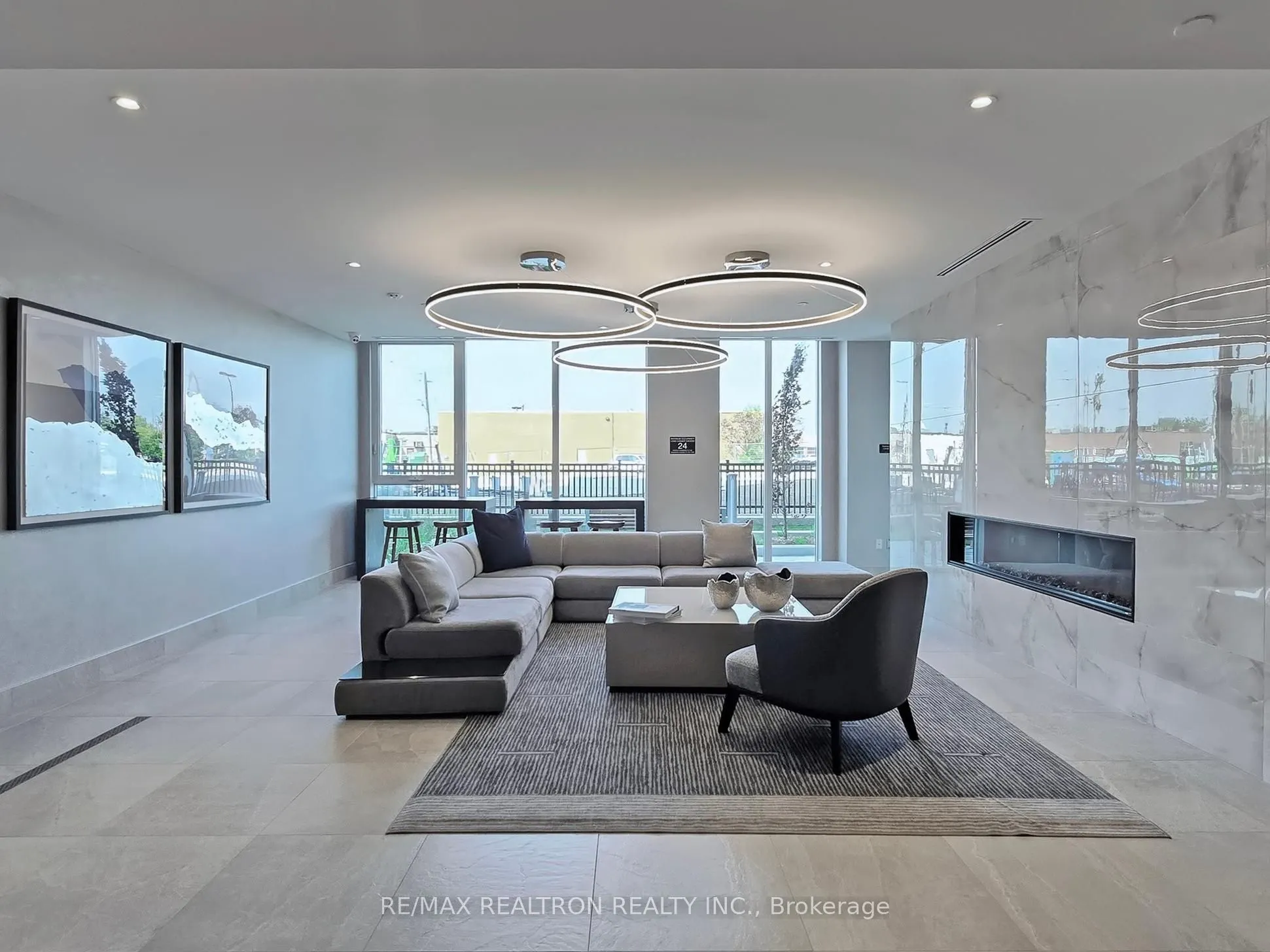 185 Deerfield Road, #415