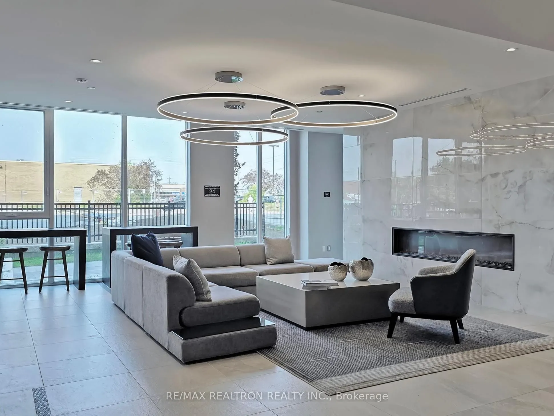 185 Deerfield Road, #415