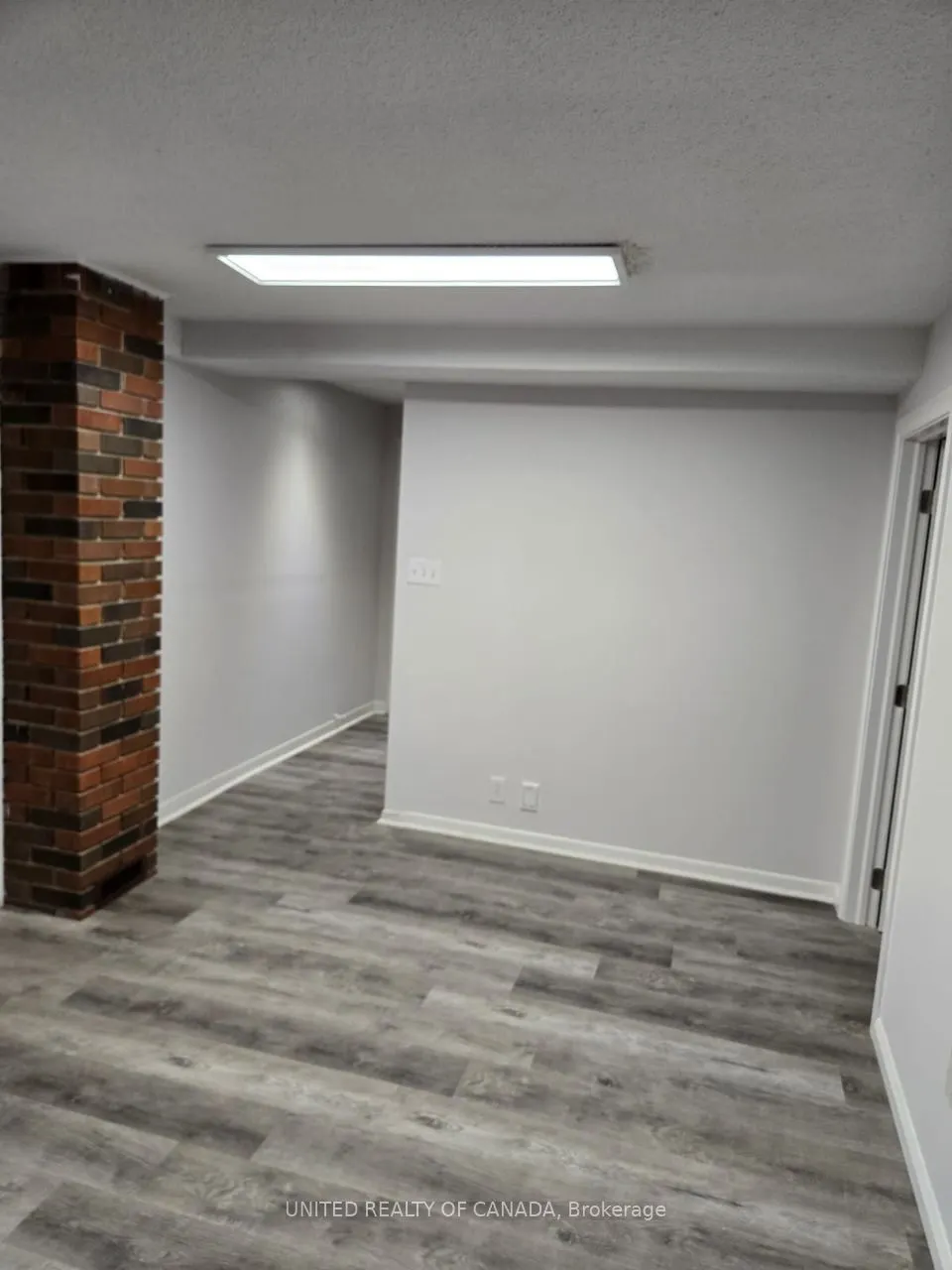 126 Weldrick Rd Road W, #Lower