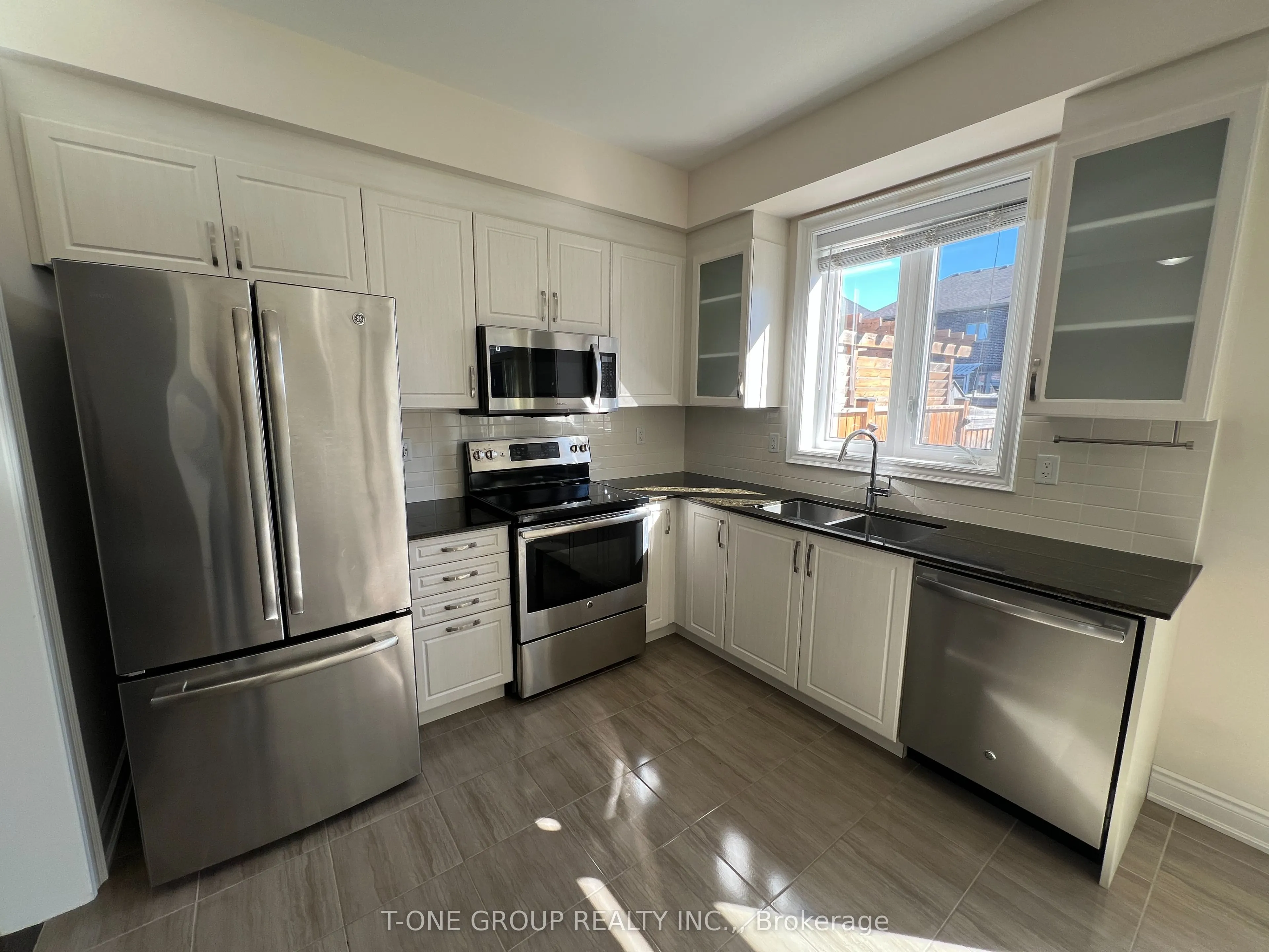 127 Countryman Road