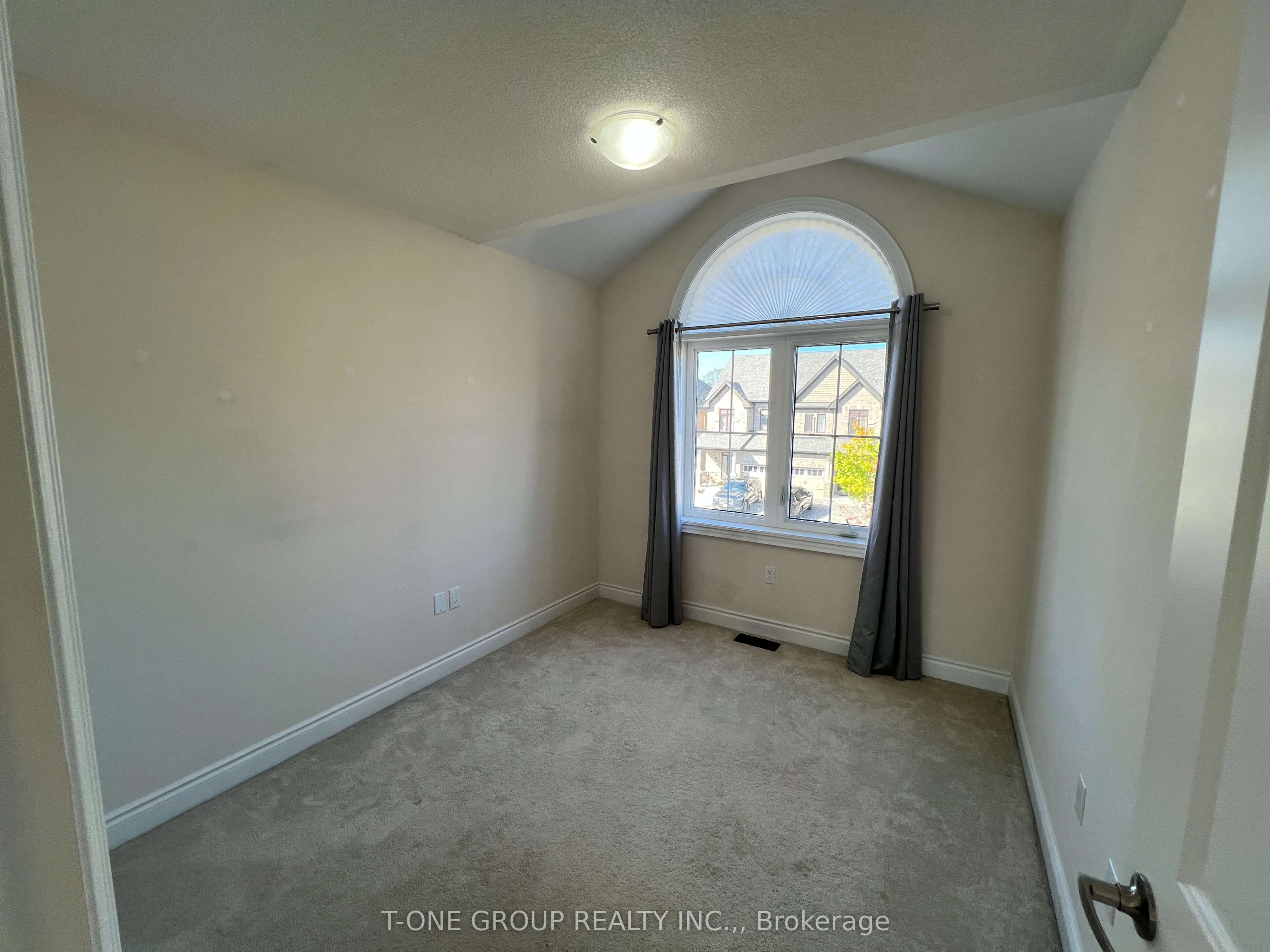 127 Countryman Road