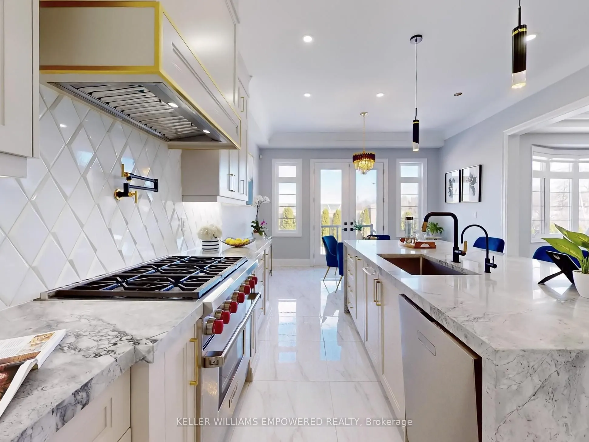 266 Touch Gold Crescent