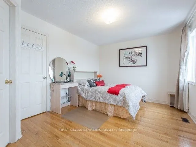 63 Aikenhead Avenue