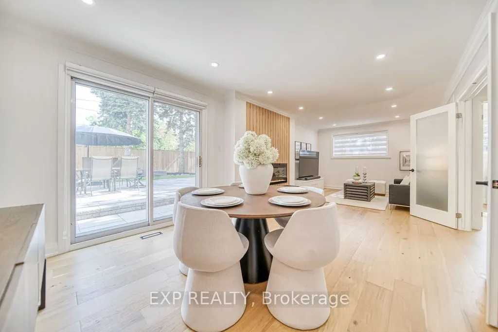 11 Lillian Avenue