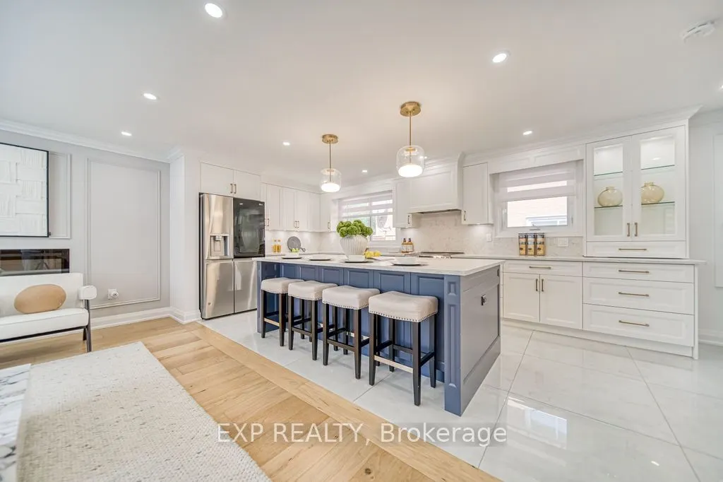 11 Lillian Avenue