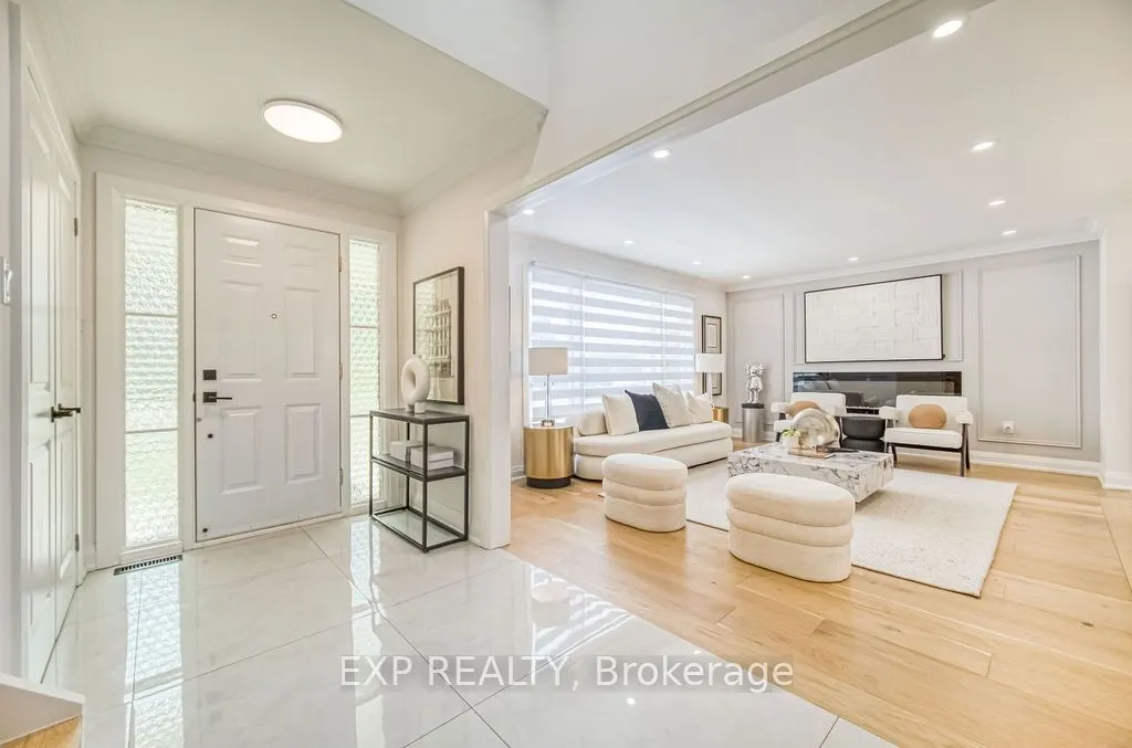 11 Lillian Avenue