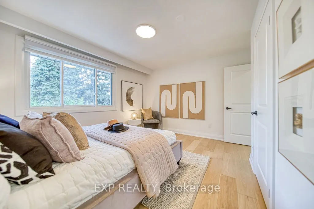 11 Lillian Avenue