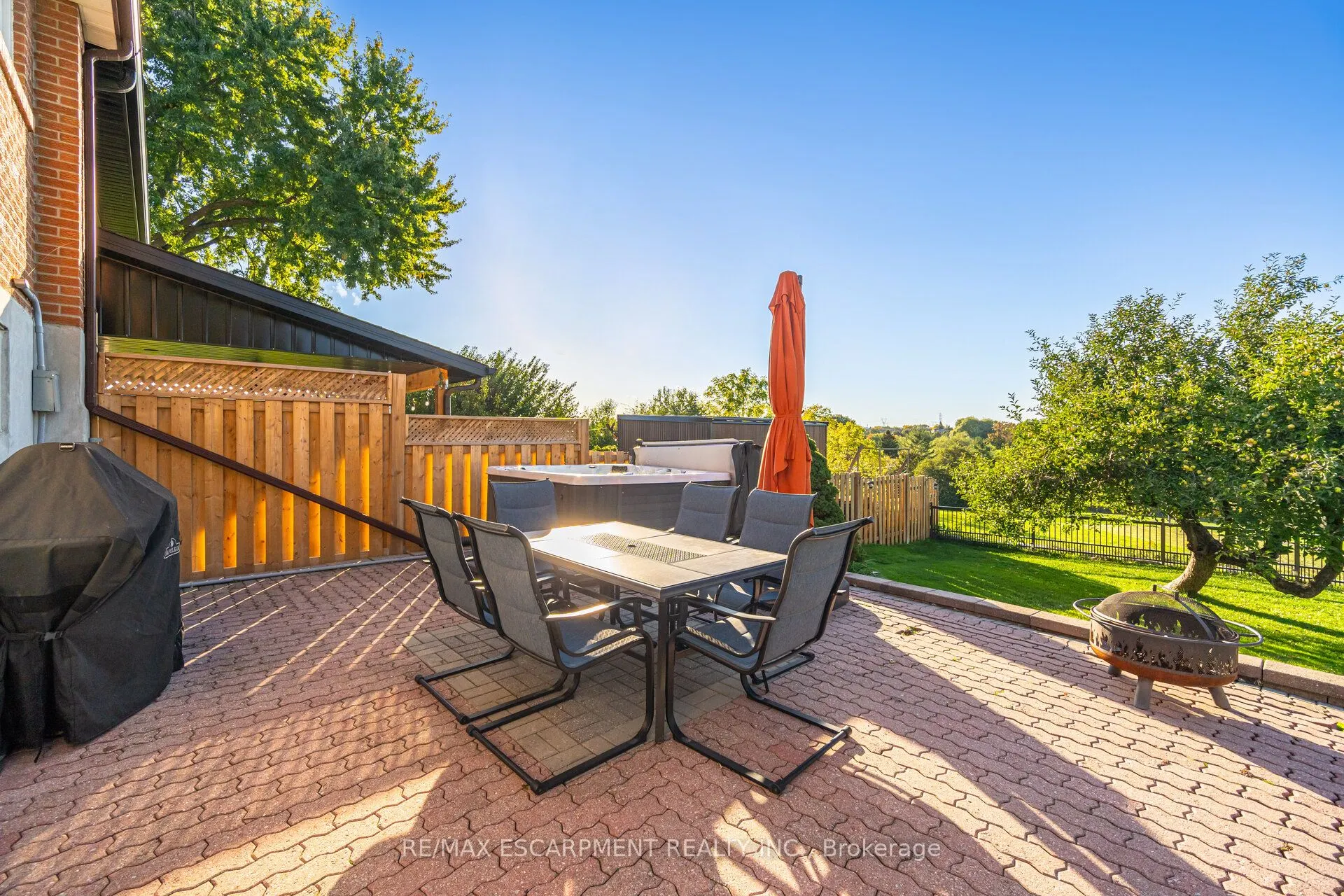 154 Rainbow Drive