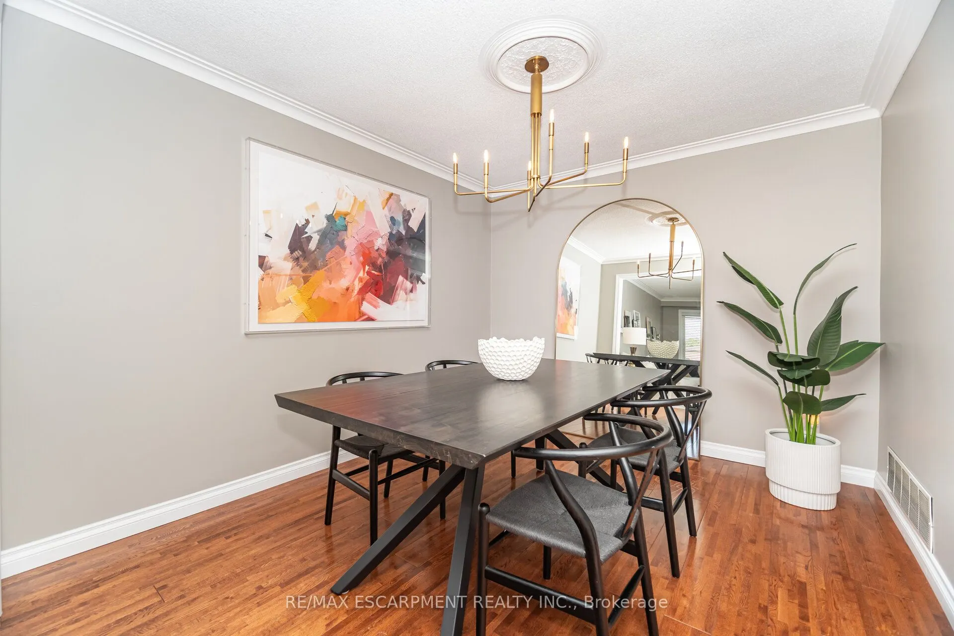 154 Rainbow Drive